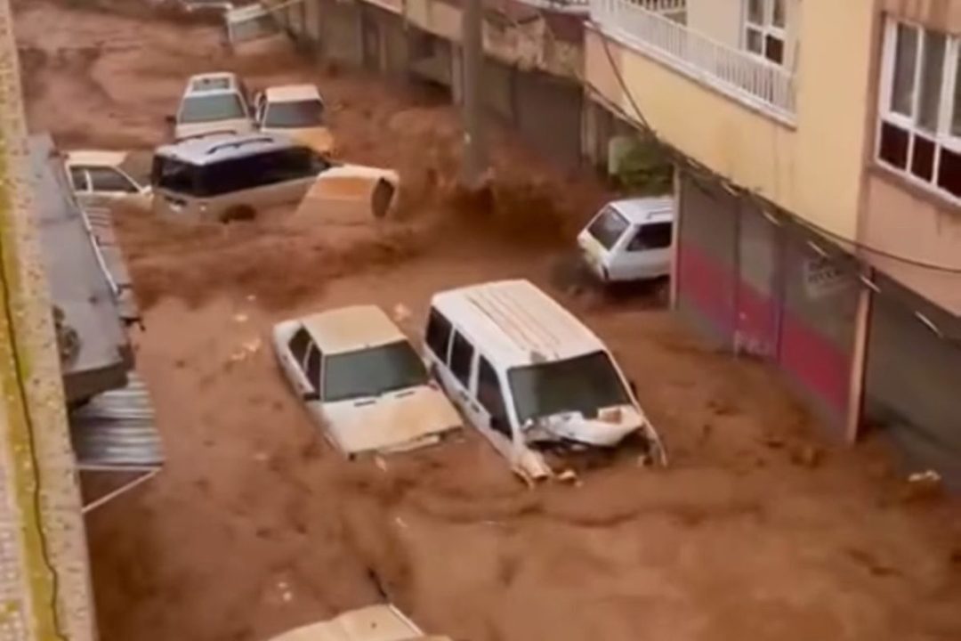 inondations : le premier ministre met en place des mesures pour accélérer l'indemnisation des victimes et faciliter leur soutien financier.